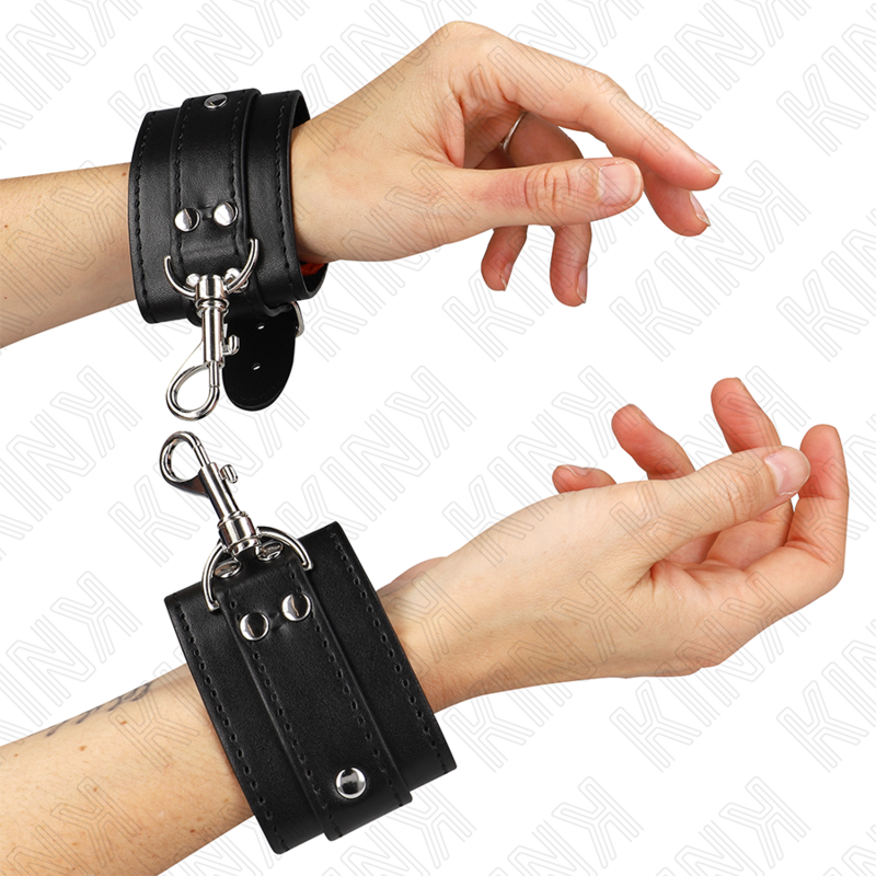 KINK - BRACCIALETTI LUCCHETTABILI STILE DUNGEON NERI REGOLABILI 21-28 CM X 5,5 CM