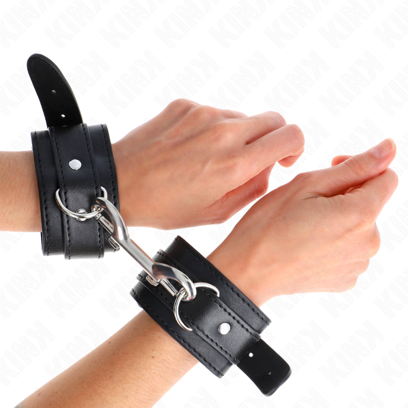 KINK - BRACCIALETTI SEMPLICI CON FILA DI RIVETTI NERI REGOLABILI 17-28 CM X 5 CM