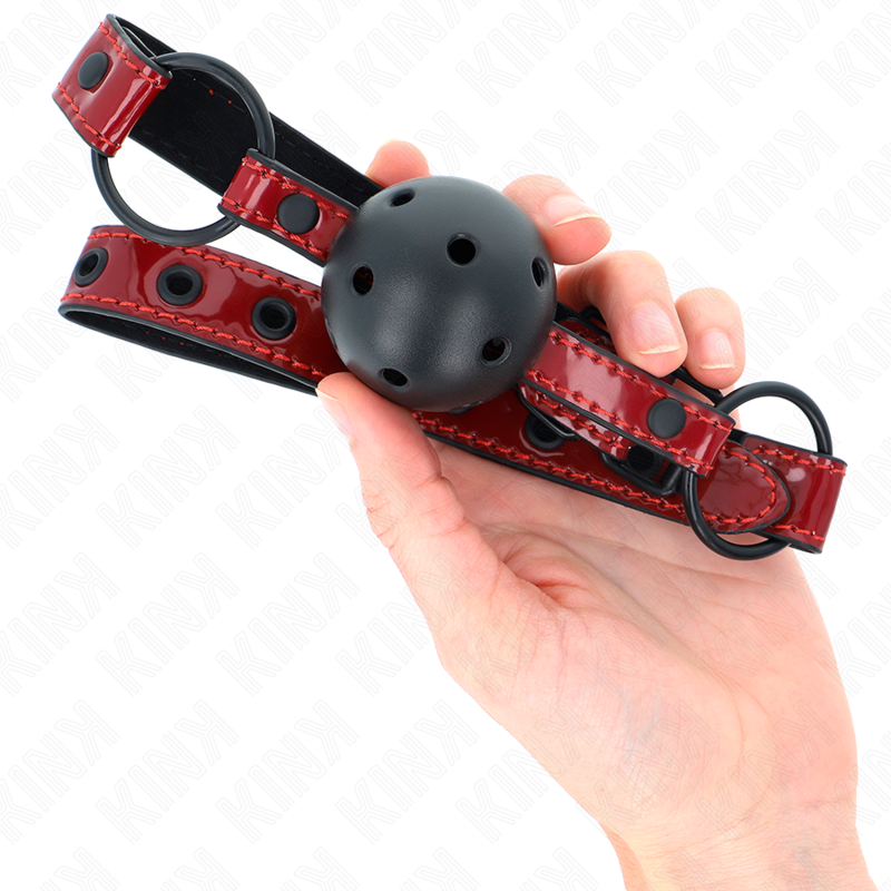 KINK - BALL GAG IN SIMILPELLE LUCIDA DA 4,5 CM 63,5 X 2 CM REGOLABILE 41 X 59 CM