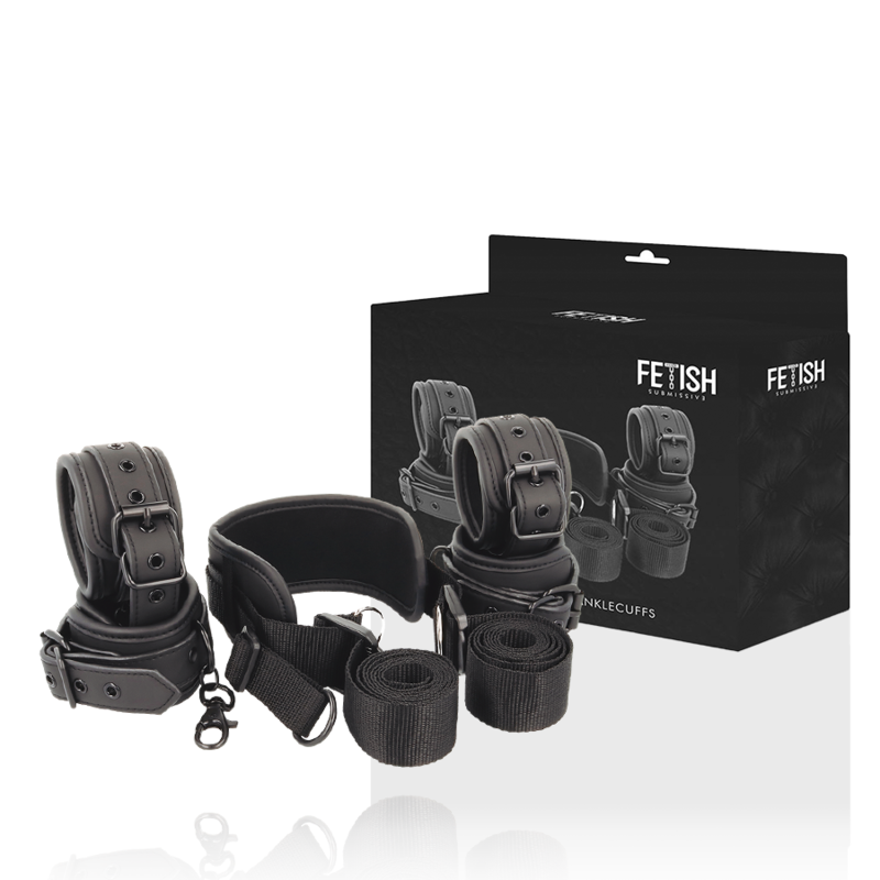 FETISH SOTTOMESSA - POSIZIONE DEL PADRONE CON 4 MANETTE RIVESTITE IN NOPRENE