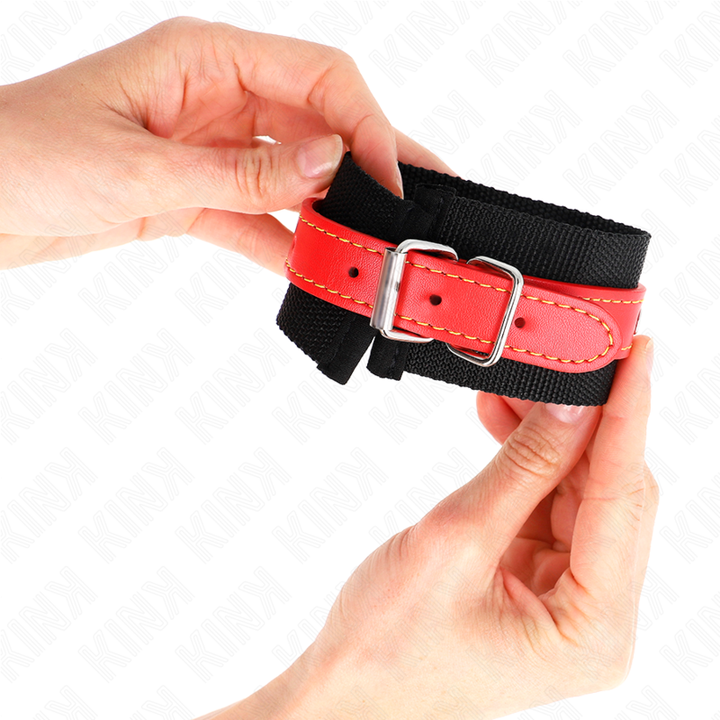 KINK - BRACCIALETTI IN NYLON NERO CON CINTURINO REGOLABILE IN SIMILPELLE ROSSA 19-24 CM X 5,5 CM