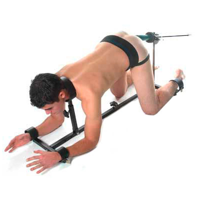 METALLO DURO - PRIGIONE BDSM CON ACCESSORIO DI PENETRAZIONE