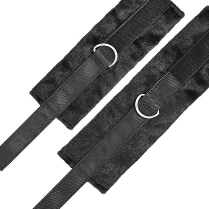 DARKNESS - SET DI RESISTENZA PER LETTO