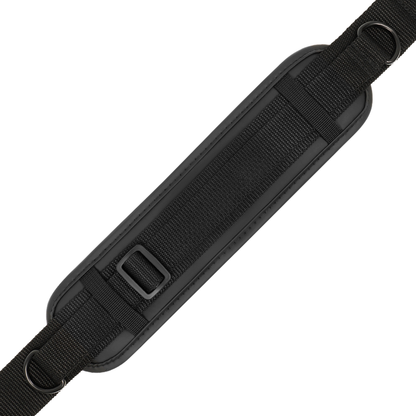 FETISH SOTTOMESSA - POSIZIONE DEL PADRONE CON 4 MANETTE RIVESTITE IN NOPRENE